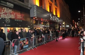 Crowds-gather-at-Dublins-Savoy-cinema-for-the-festivals-opening-night-e1361117351583